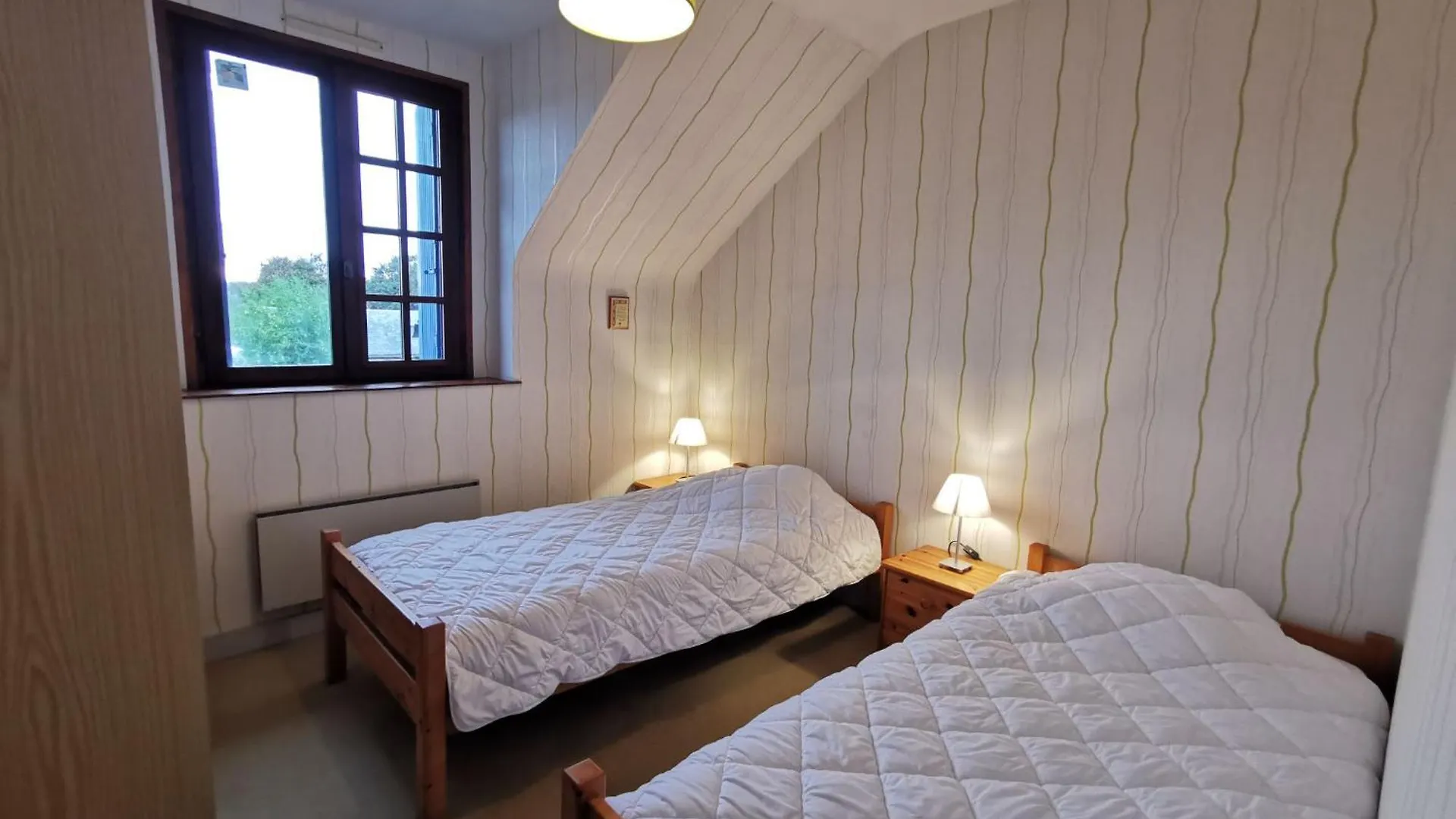 Holiday Home La Maison Bleue By Interhome 캉칼 프랑스